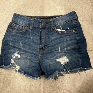 AEROPOSTALE women’s denim short shorts 
Ripped detailing